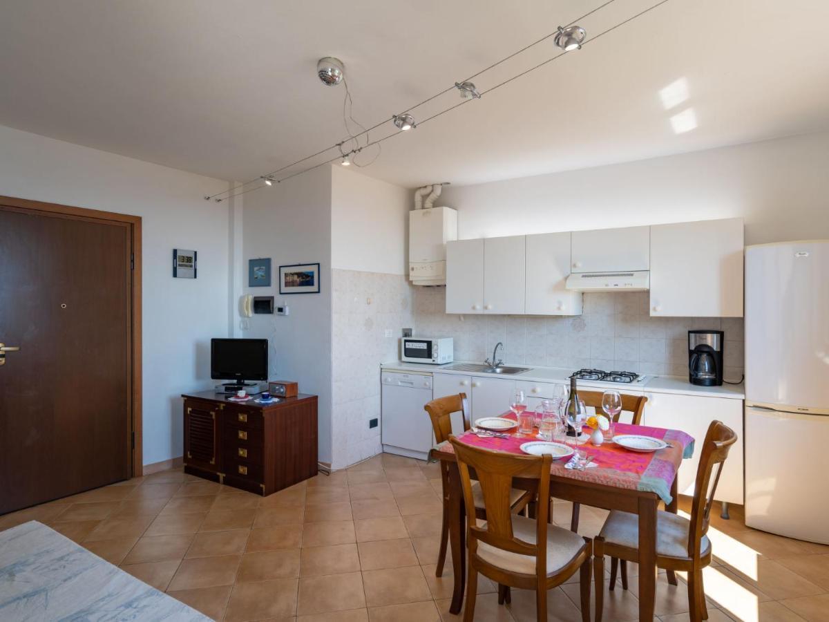 Apartment Le Margherite - Slr261 By Interhome Costarainera Εξωτερικό φωτογραφία