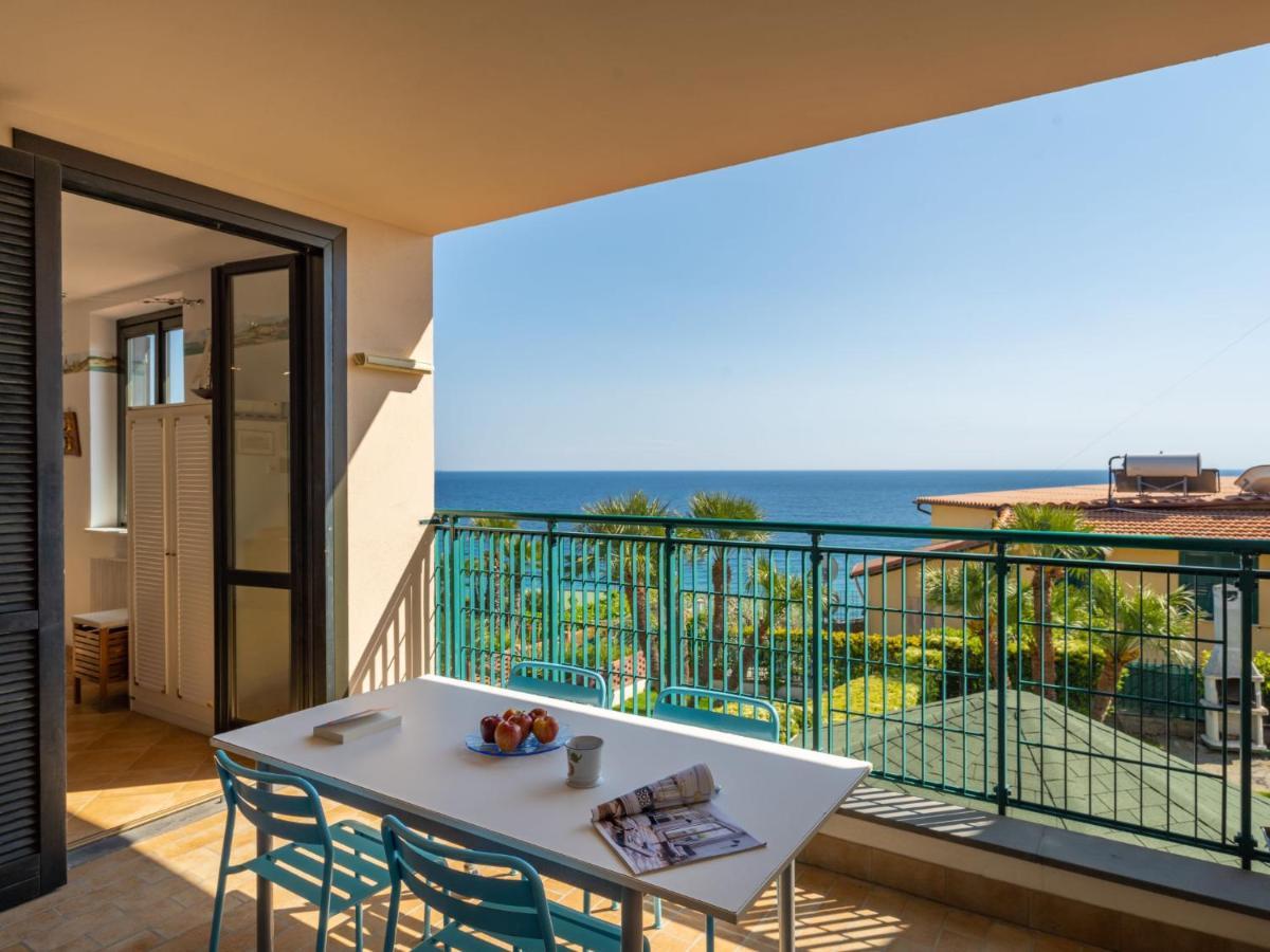 Apartment Le Margherite - Slr261 By Interhome Costarainera Εξωτερικό φωτογραφία