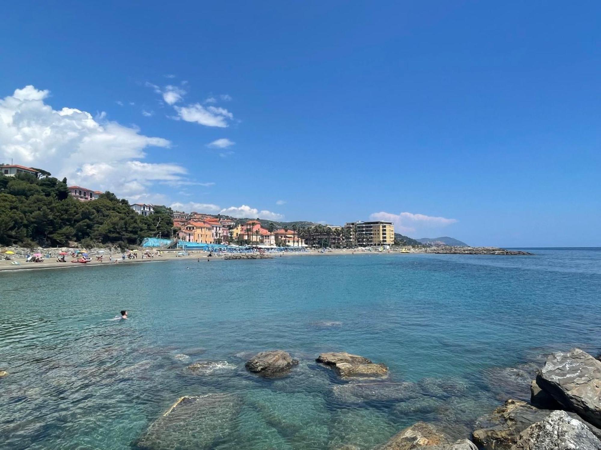 Apartment Le Margherite - Slr261 By Interhome Costarainera Εξωτερικό φωτογραφία
